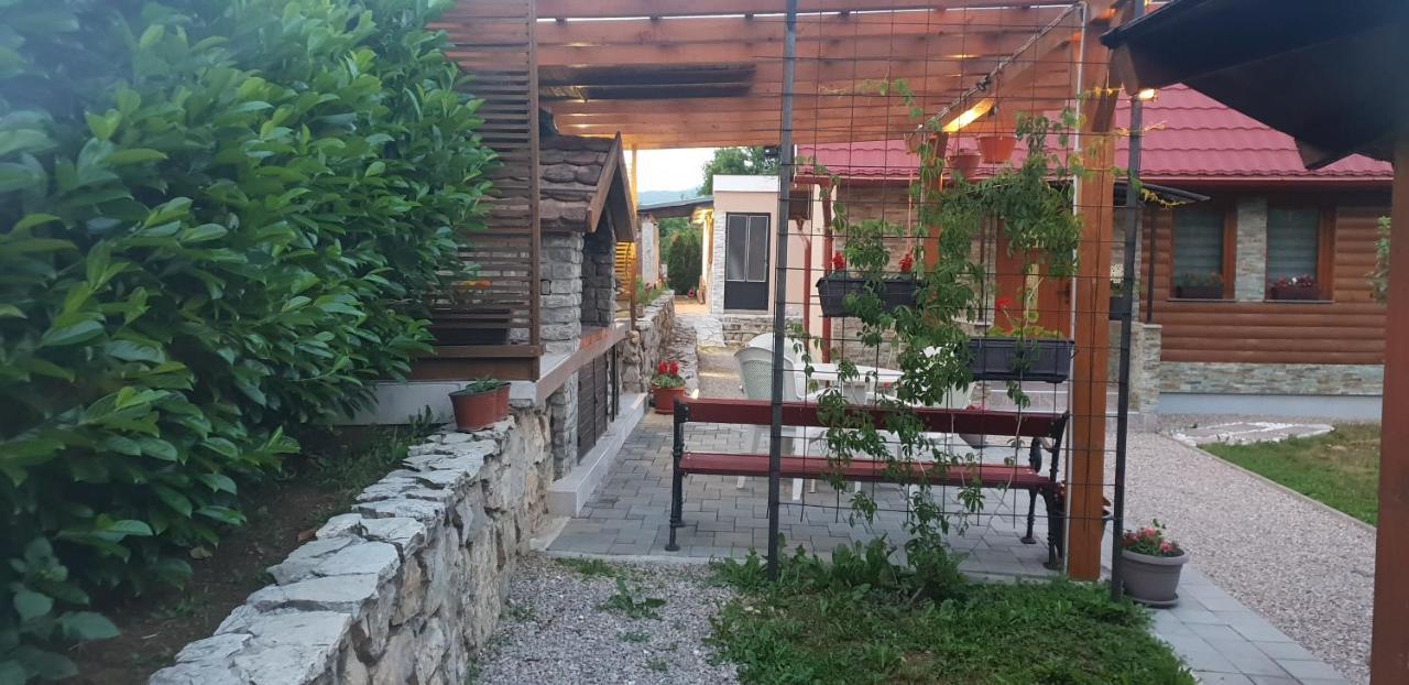 Green Garden Lohovo Bihać Exterior foto