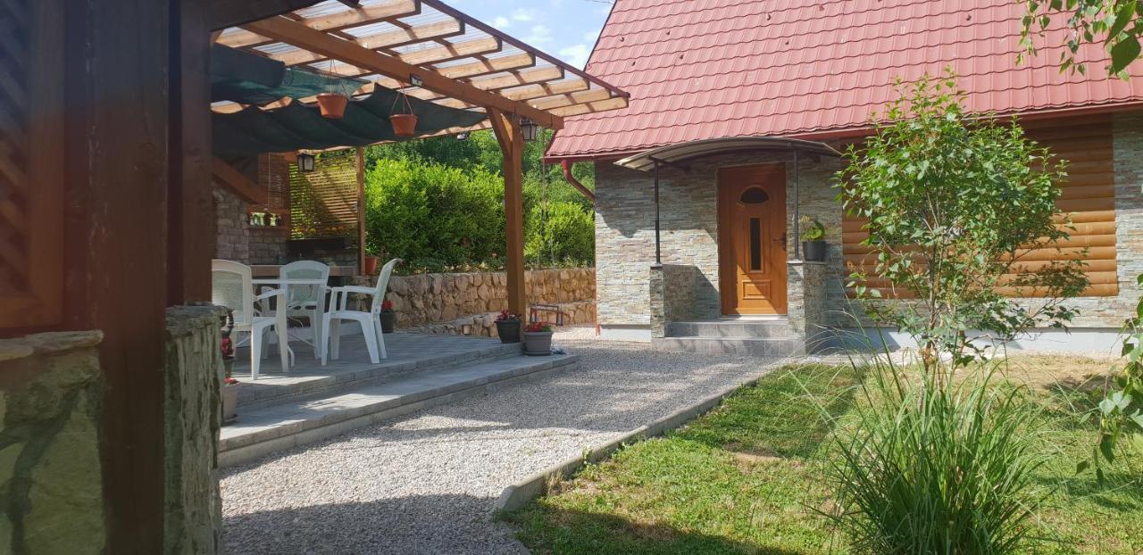 Green Garden Lohovo Bihać Exterior foto